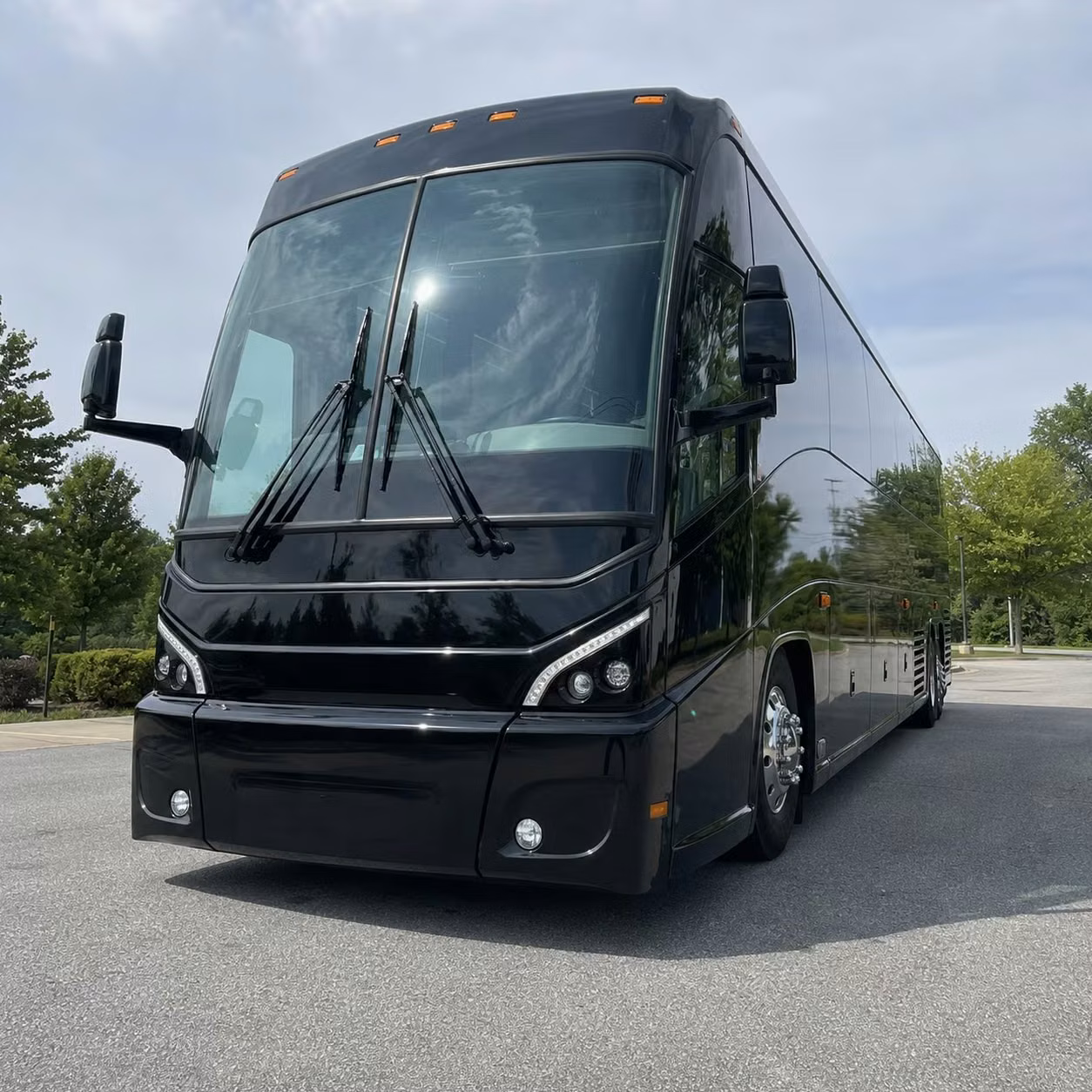 book government military transportation in detroit or any city nearby