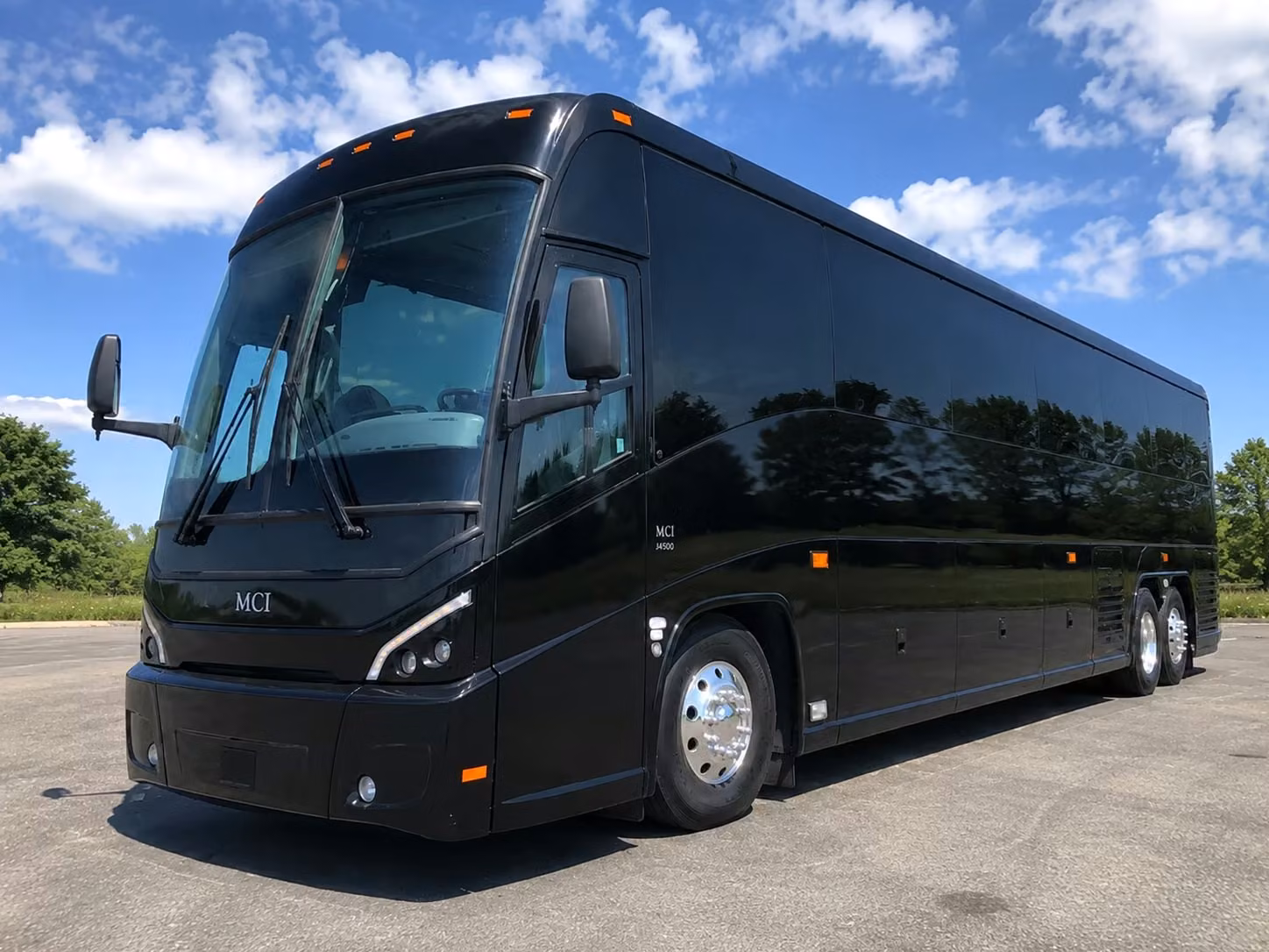 field trip buses to greenfield village and the henry ford in dearborn